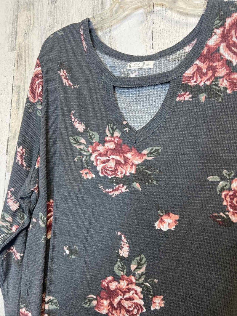 Maurices Size 3X Shirt