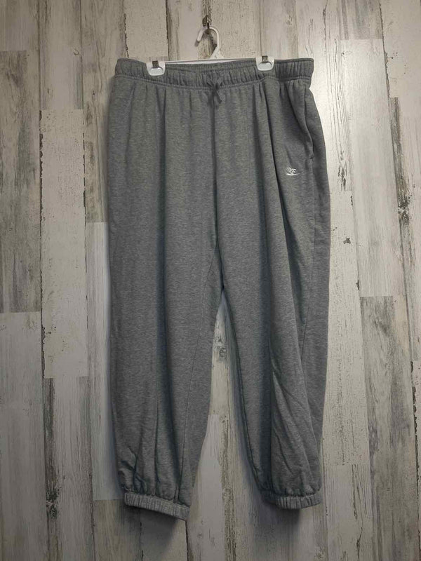 Size XL Nike Pants
