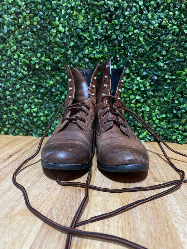Shoe Size 8 Ariat Boots