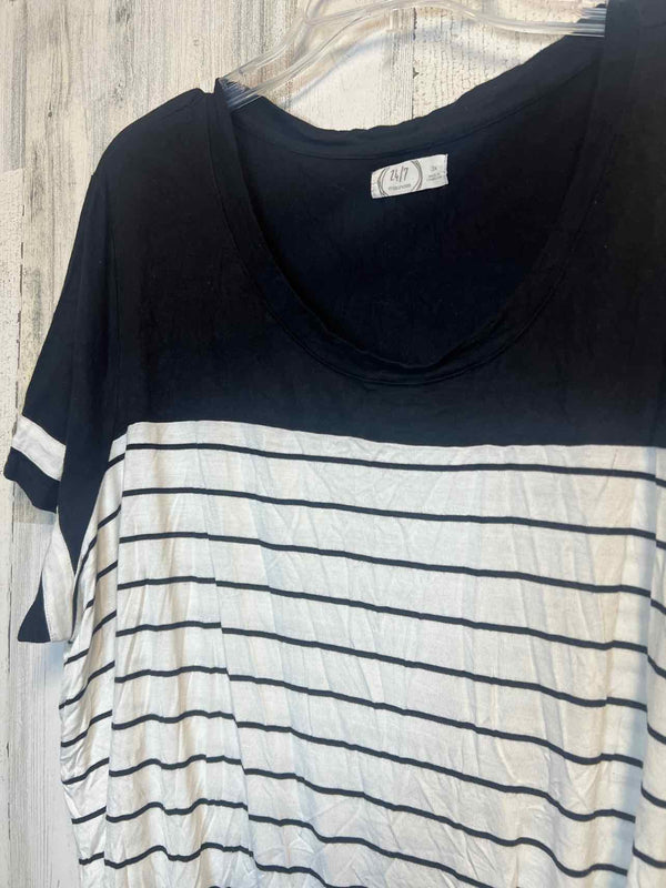 Maurices Size 3X Shirt