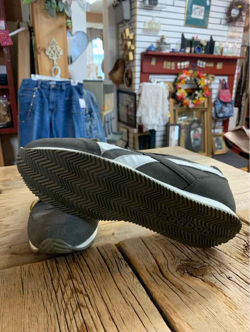 Shoe Size 6 reebok Sneakers