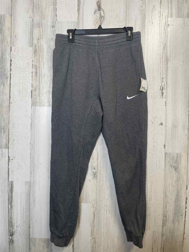 Size M Nike Pants