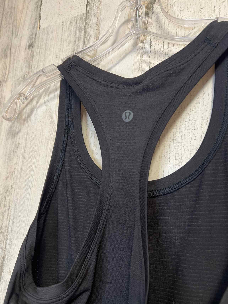 LuLuLemon Size S Shirt