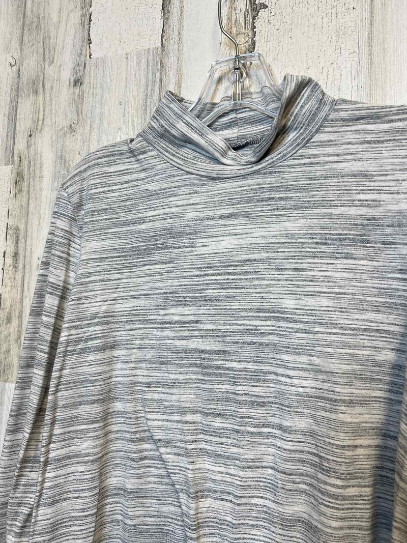 Croft & Barrow Size L Shirt