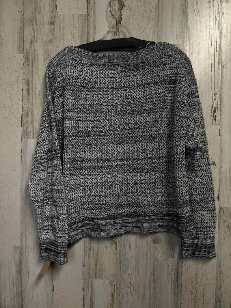 Old Navy Size L Sweater