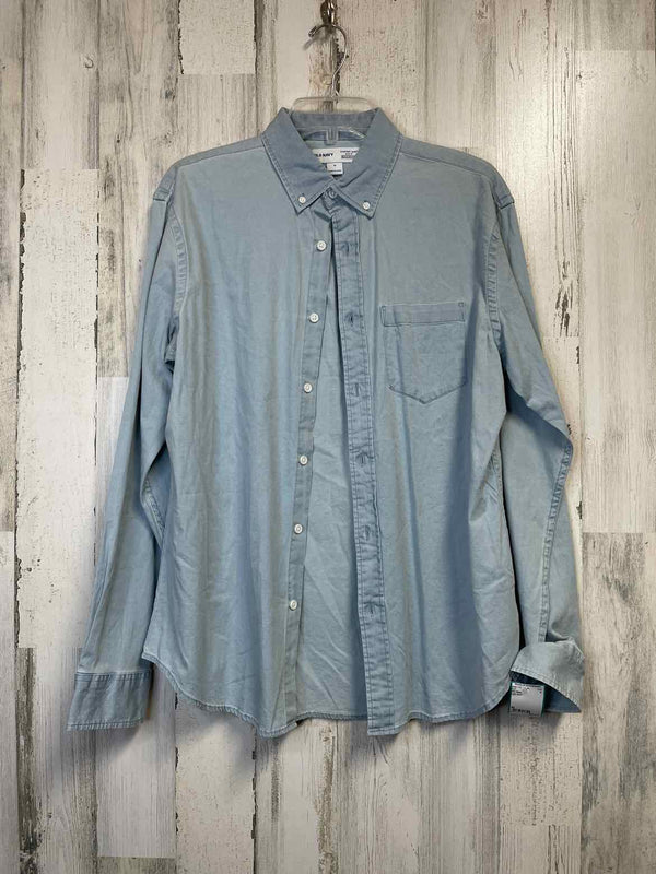 Size M Old Navy Shirt