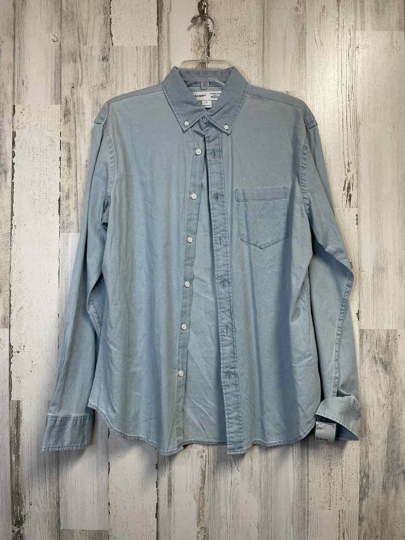 Size M Old Navy Shirt