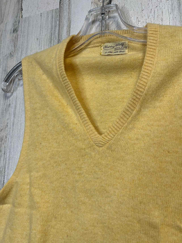 Size M Vintage Sweater