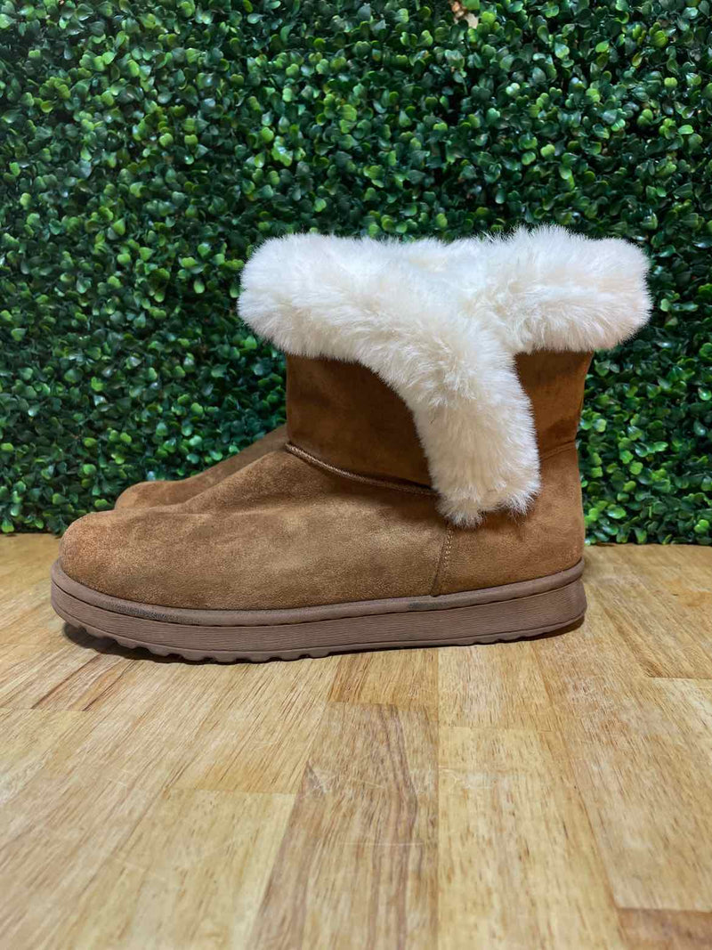 Shoe Size 9.5 Boutique Boots