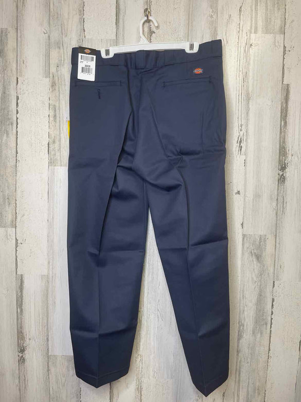 Size 36/28 Dickies Pants