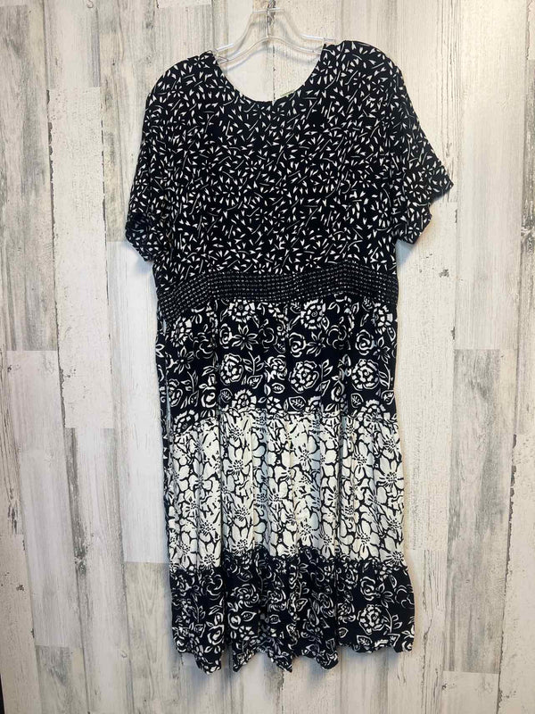 Size L Orvis Dress