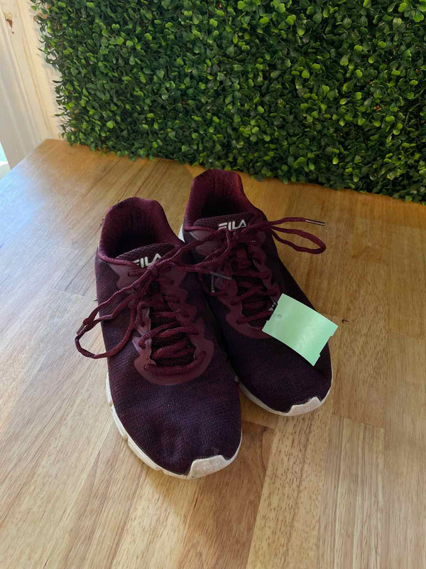Shoe Size 10 FILA Sneakers