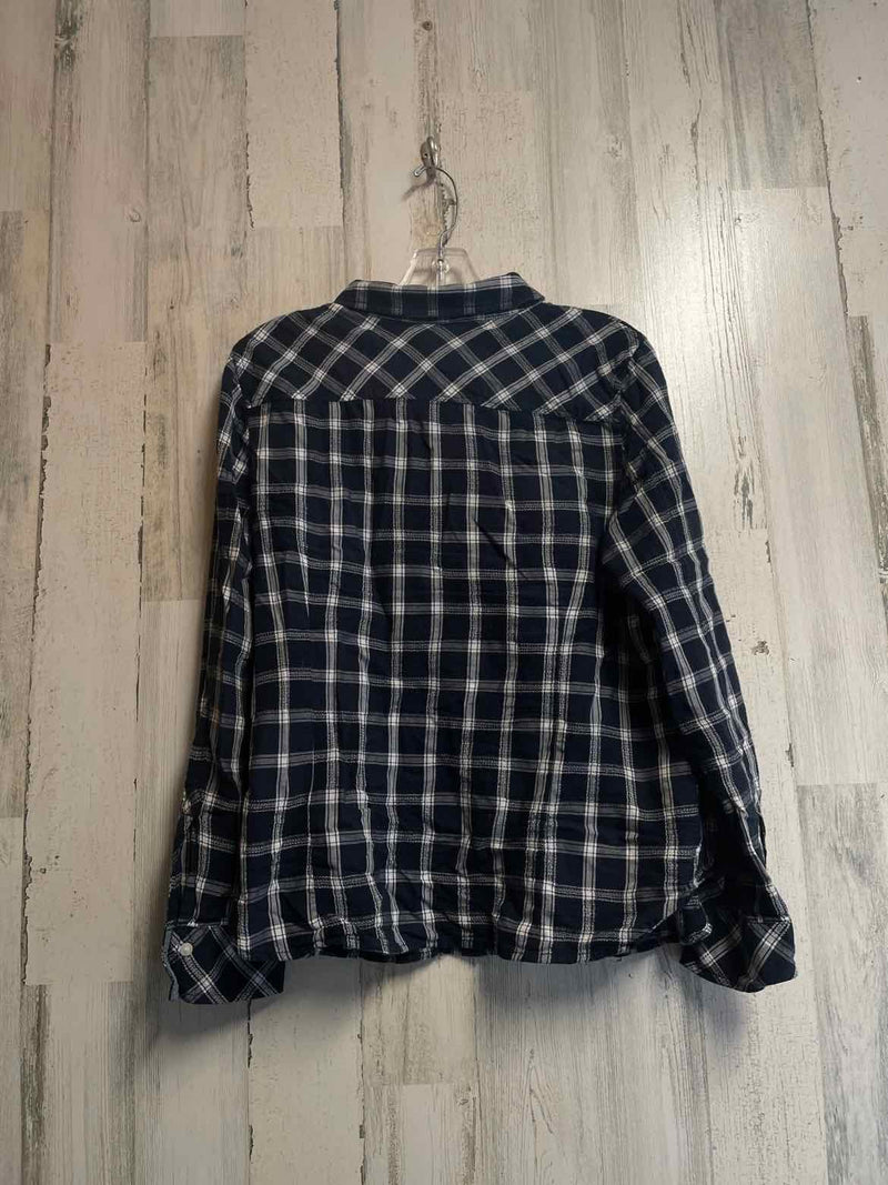 Tommy Hilfiger Size L Shirt