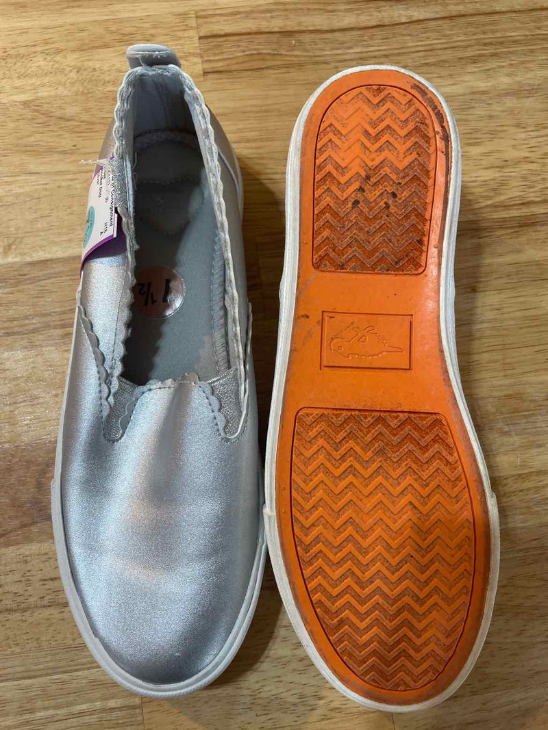 Shoe Size 7.5 Rocket Dog Shoes