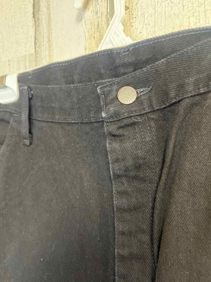Size 40/32 Rustler Pants