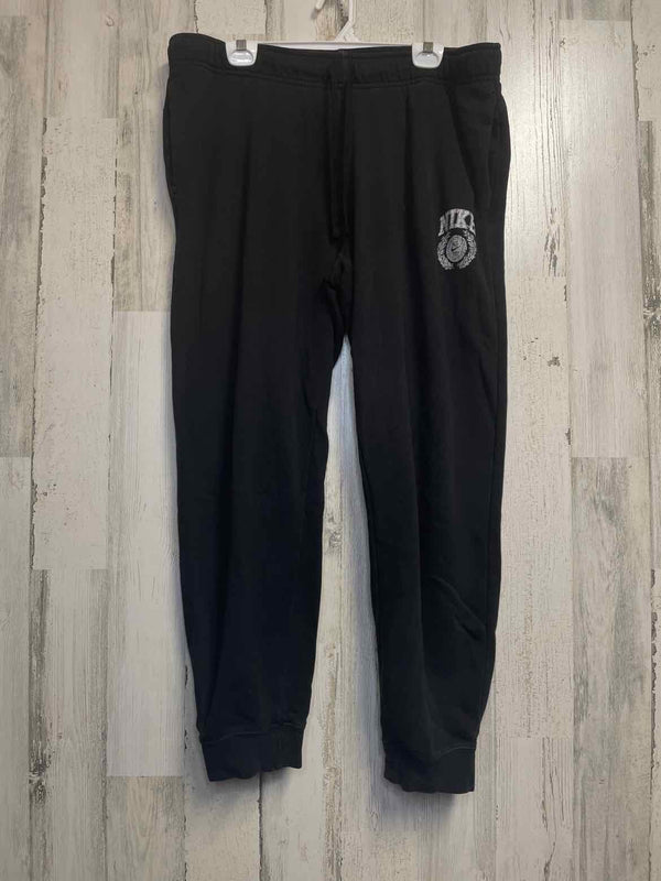 Size XL Nike Pants