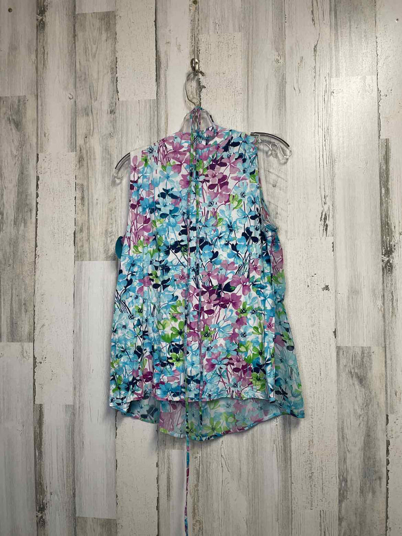 St. John's Bay Size L Shirt