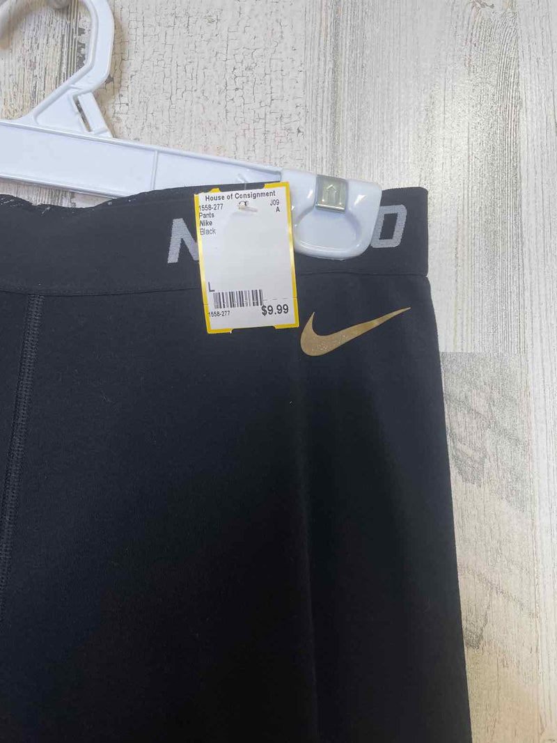 Size L Nike Pants