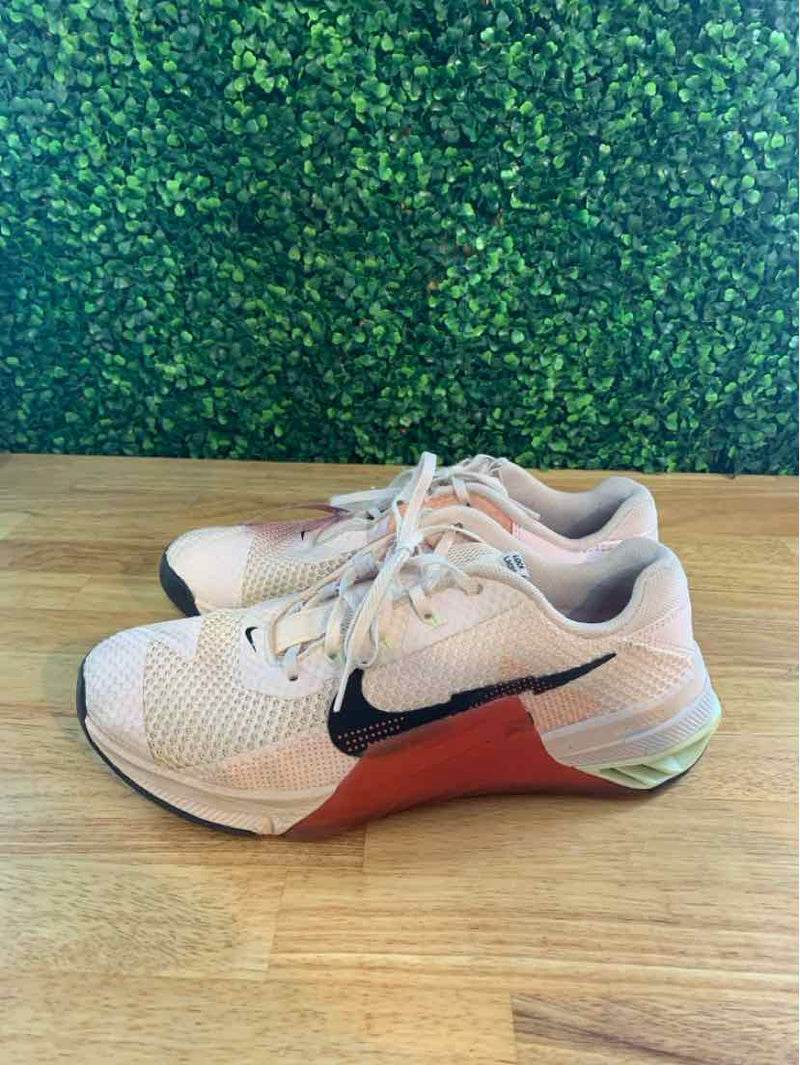 Shoe Size 9 Nike Sneakers