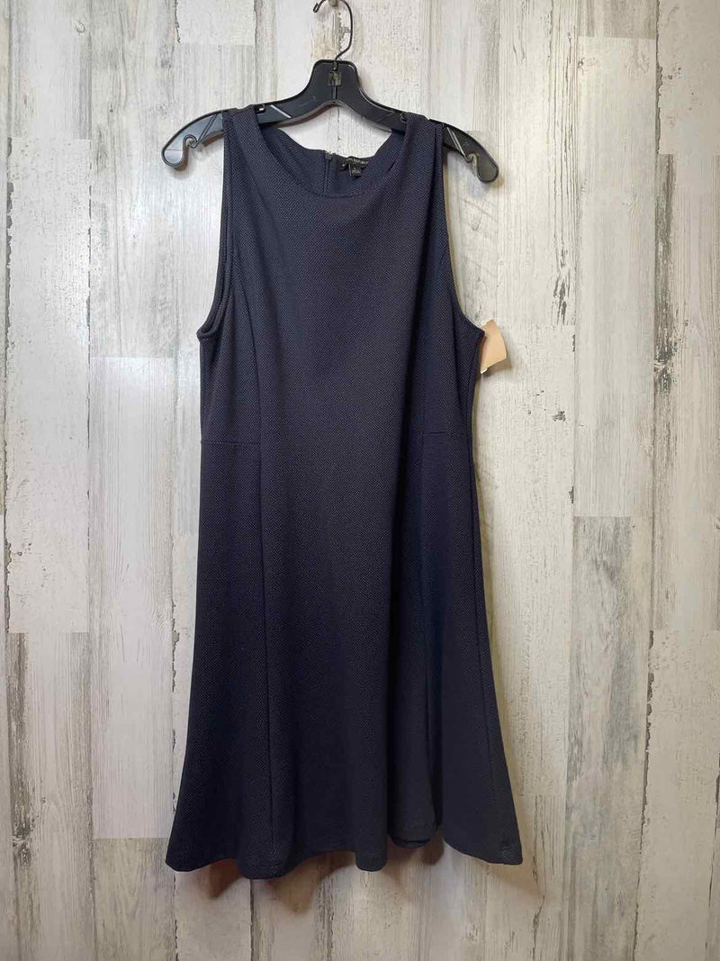 Size L Banana Republic Dress