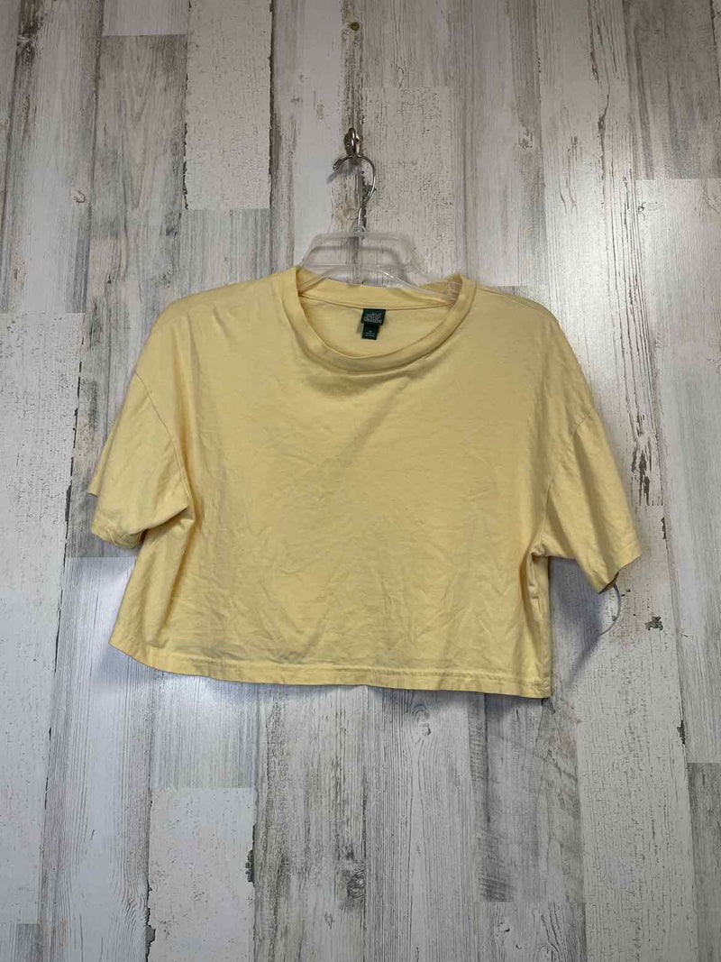 Wild Fable Size M Shirt