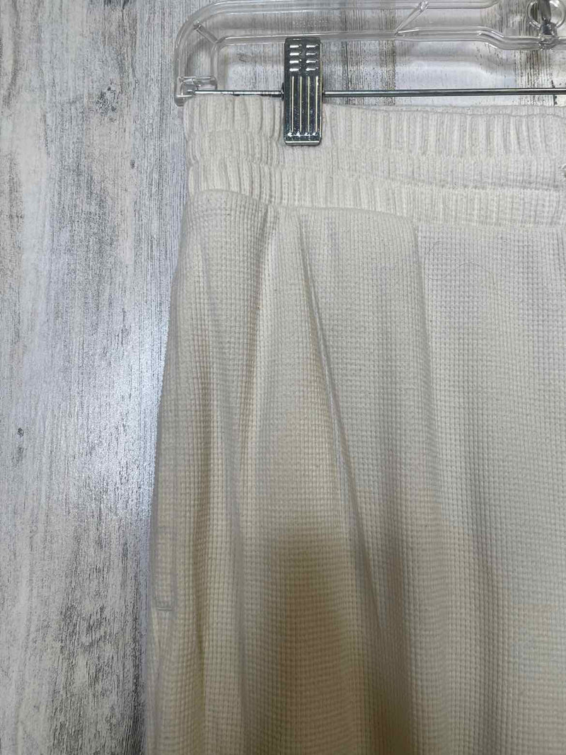 Size M Victoria's Secret Pants