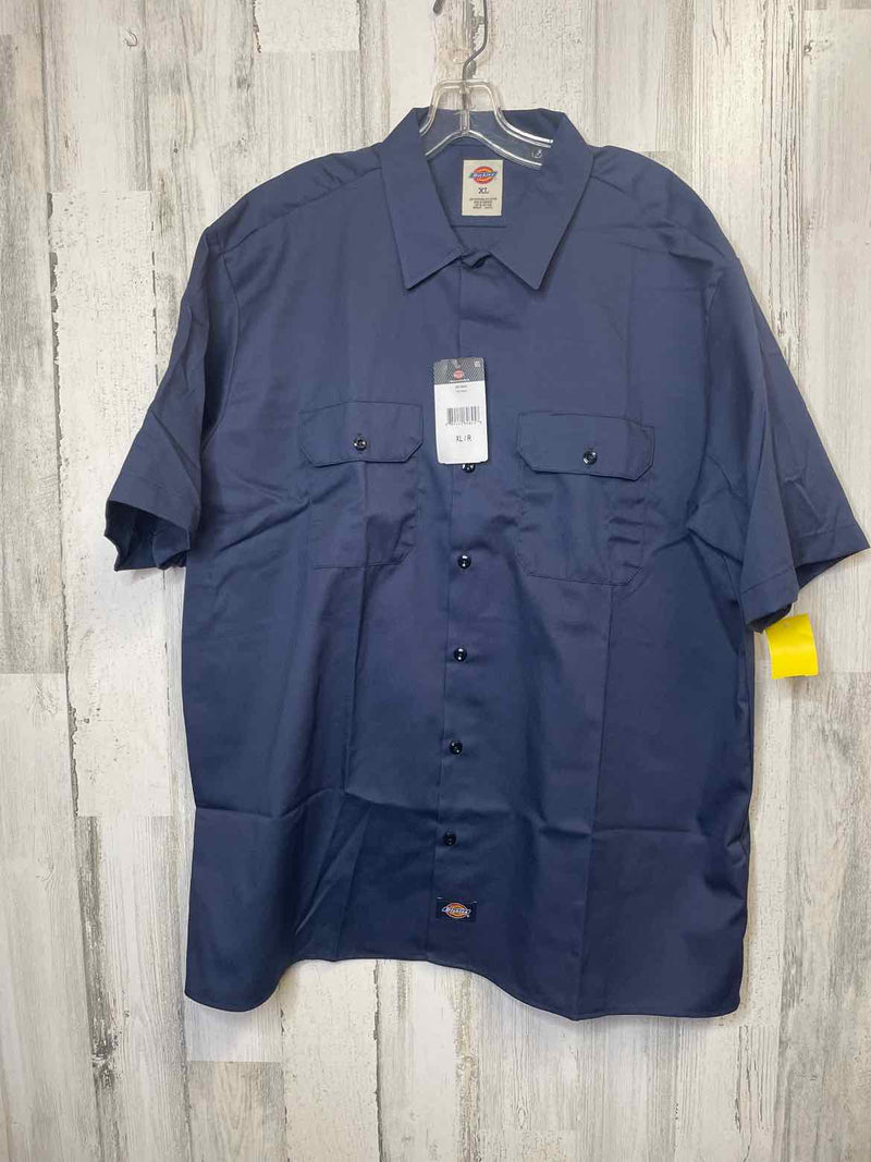 Size XL Dickies Shirt