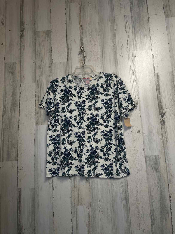 Boutique Size M Shirt