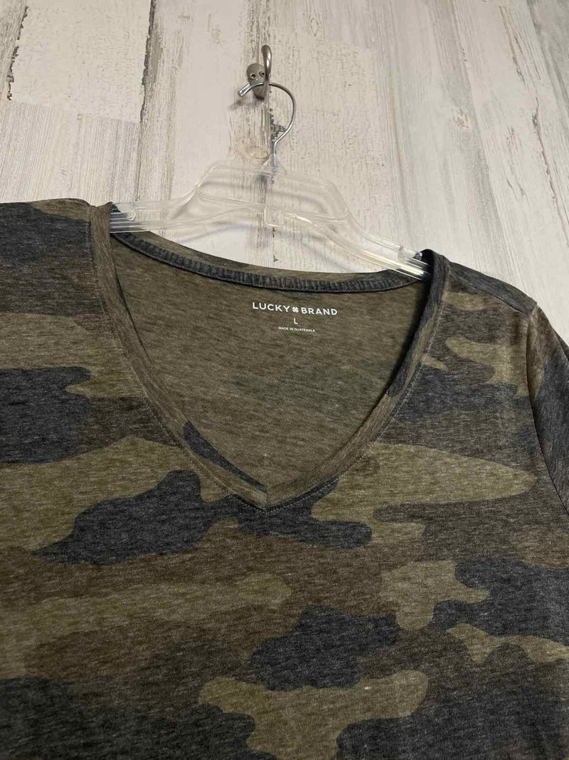 Lucky Brand Size L Shirt