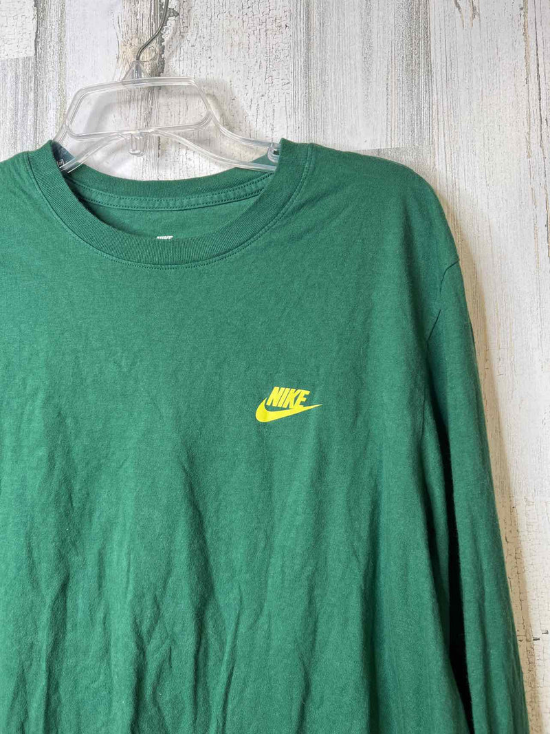 Nike Size L Shirt