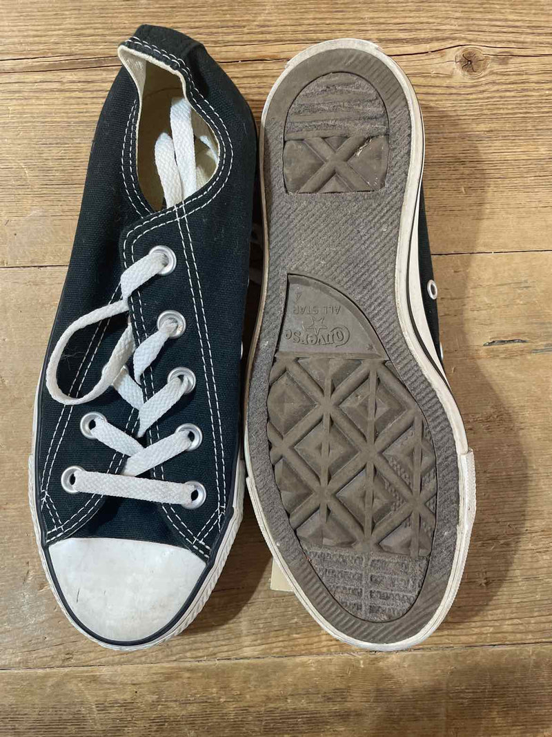 Shoe Size 6 Converse Sneakers