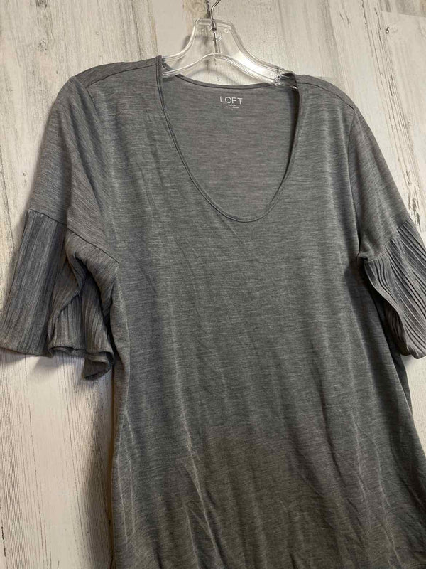 Loft Size L Shirt
