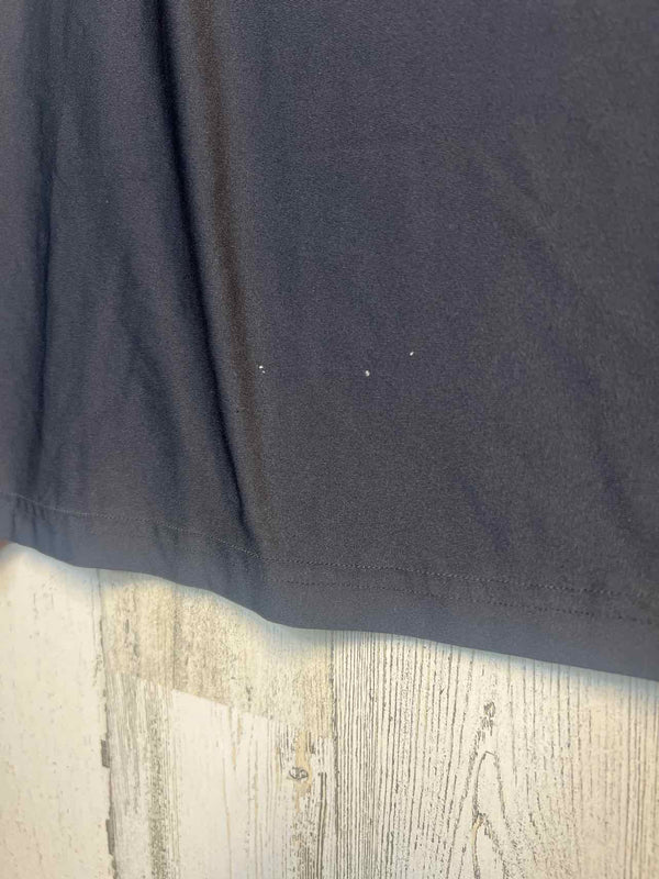Size M Under Armour Shirt