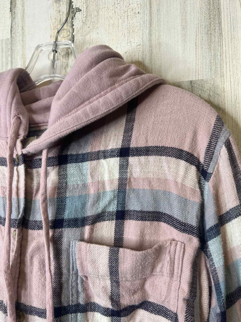 American Eagle Size XL Shirt