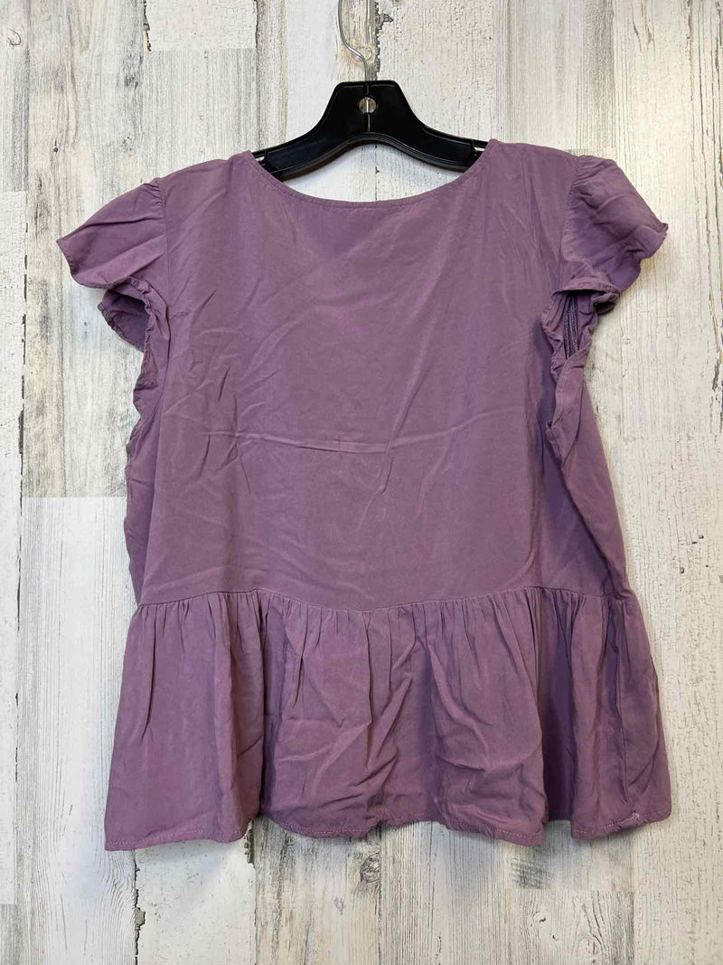 Aeropostale Size XL Shirt