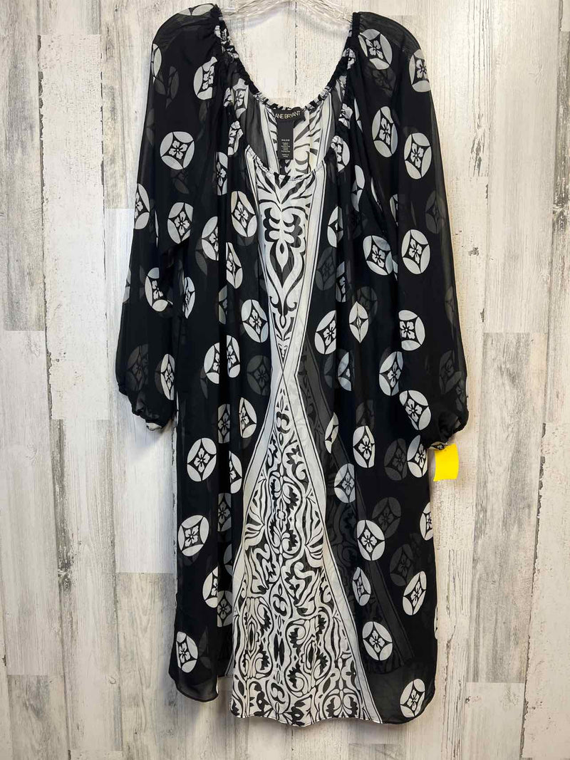 Size 26/28 Lane BRYANT Dress