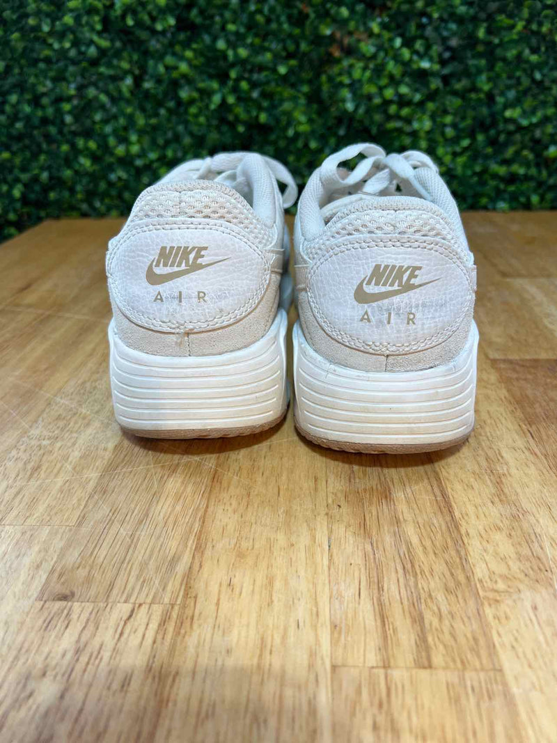 Shoe Size 8.5 Nike Sneakers