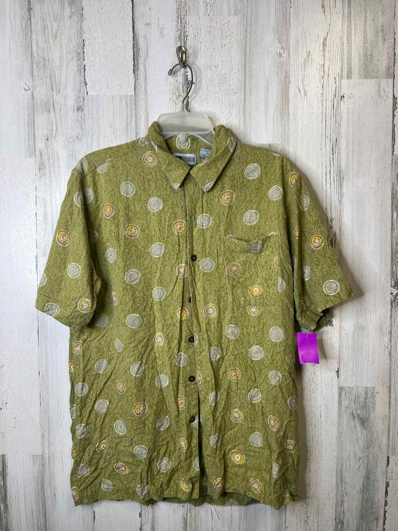 Size M Boutique Shirt