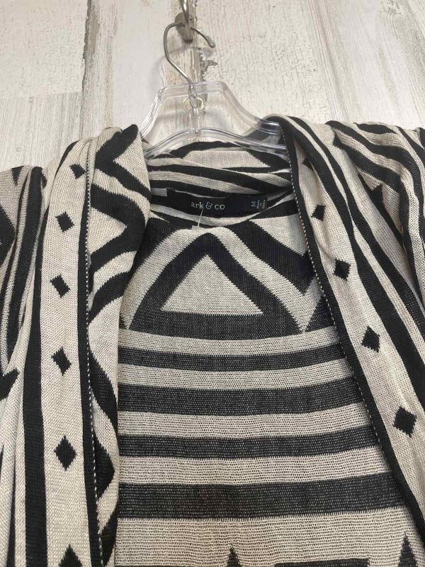 Size M Boutique Cardigan