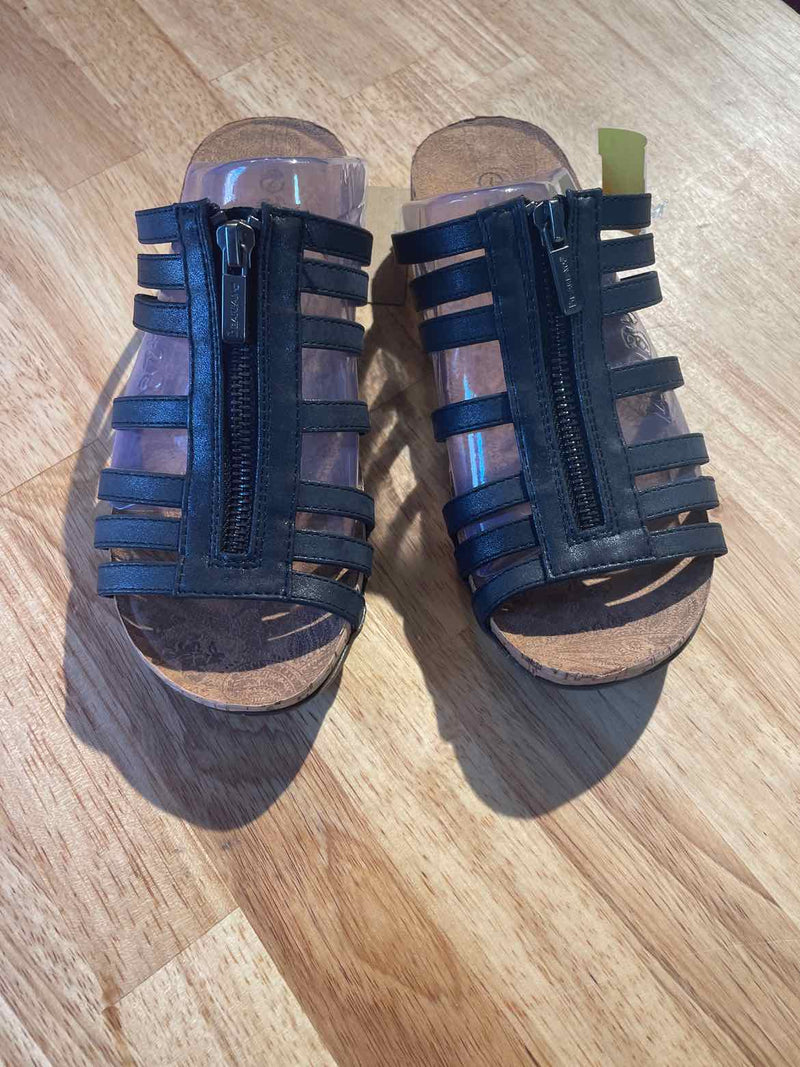 7 Bearpaw Sandals