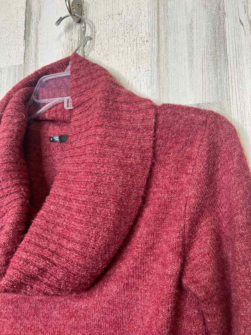 Maurices Size S Sweater