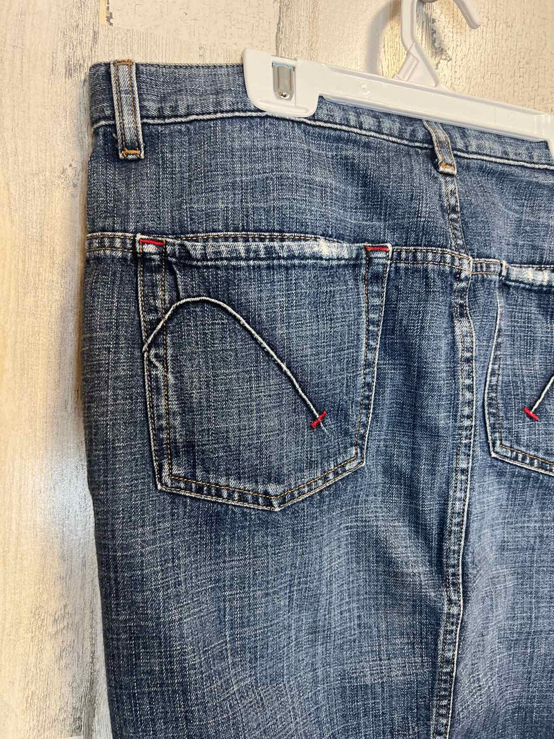 Size 8 Guess Skirt