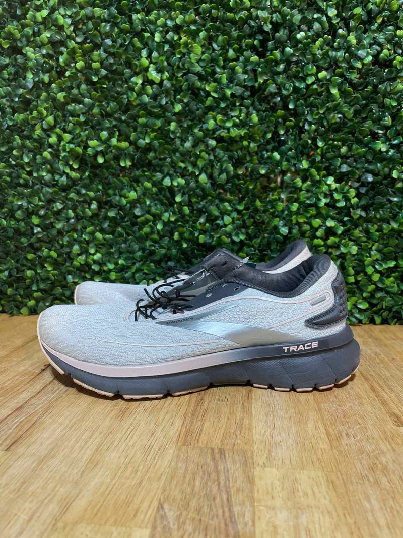 Shoe Size 7.5 Brooks Sneakers