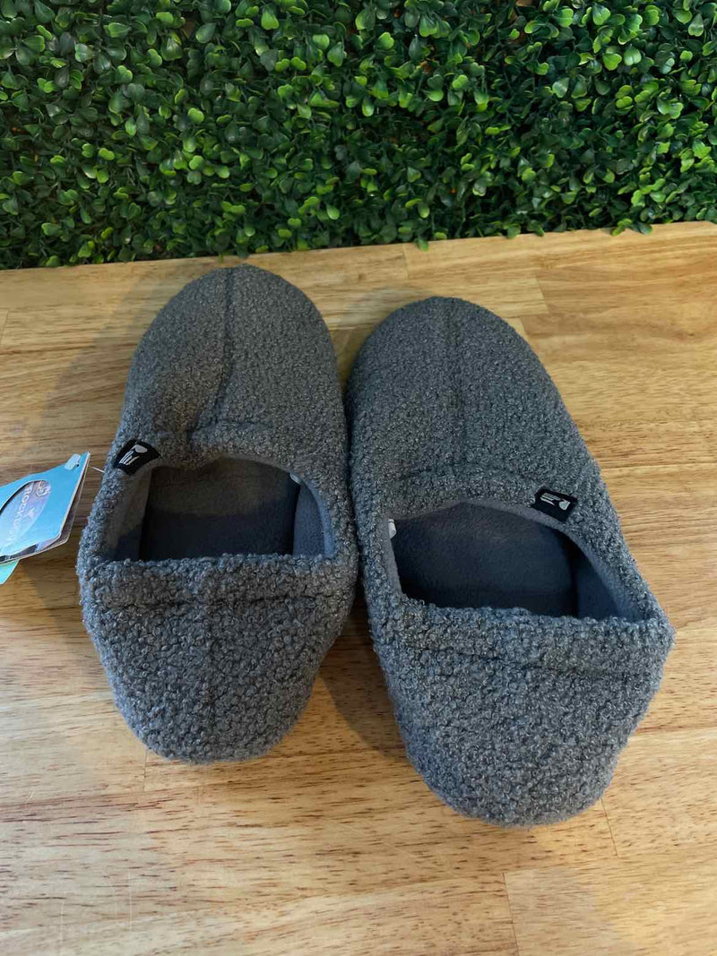 Shoe Size 11 RockDove Slippers