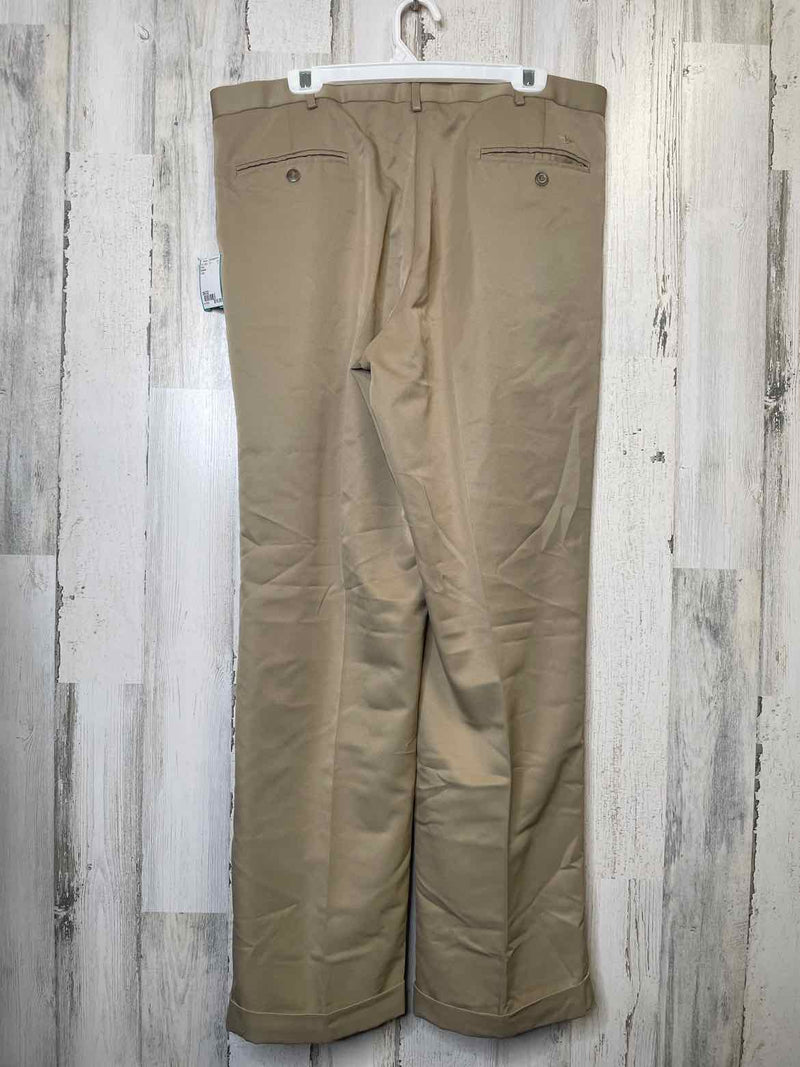 Size 36/32 Dockers Pants