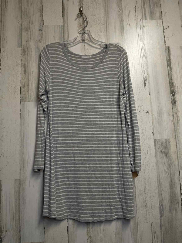 Charlotte Russe Size M Shirt