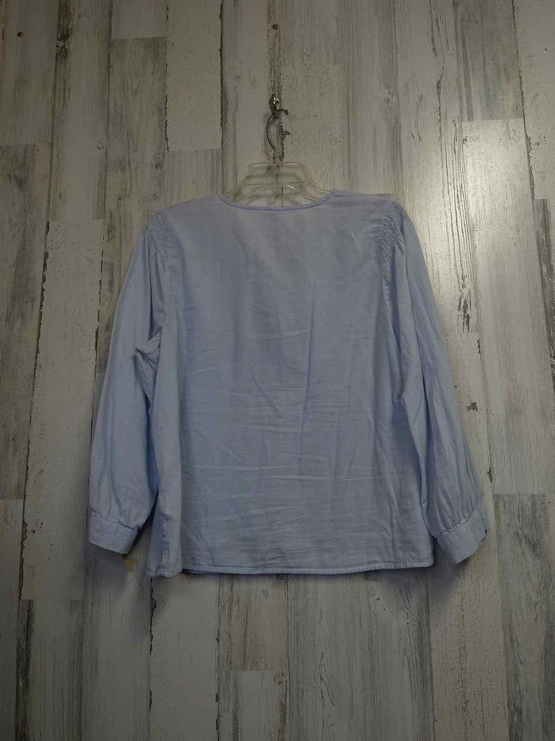 Old Navy Size L Shirt