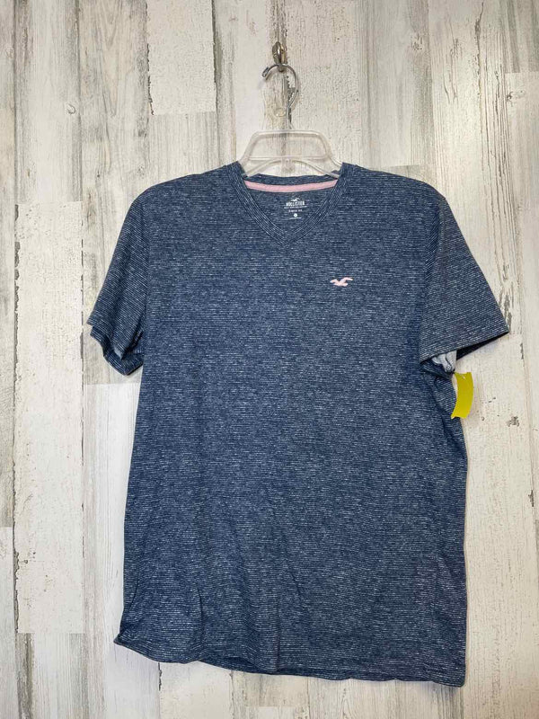 Size L Hollister Shirt