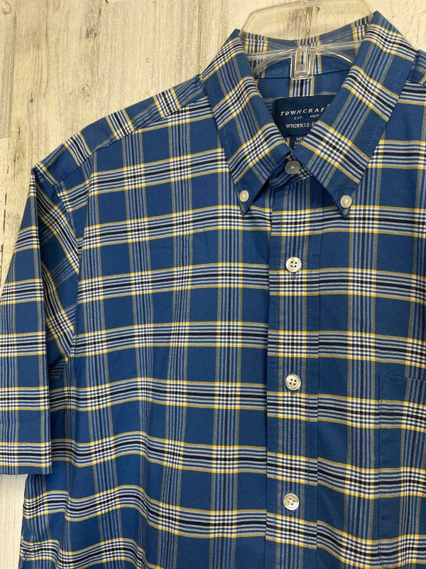 Size M Towncraft Shirt