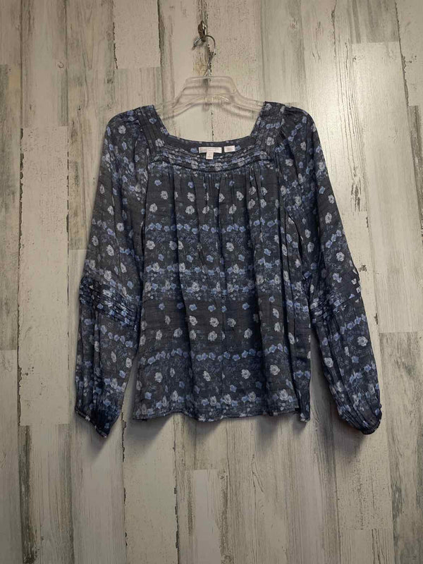 Lauren Conrad Size L Shirt